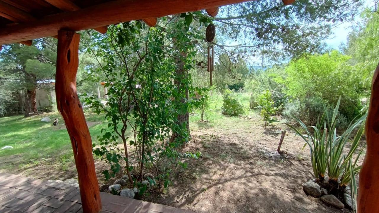 Al Pie Del Cerro Champaqui Villa ลอส ฮอร์นิลโลส ภายนอก รูปภาพ